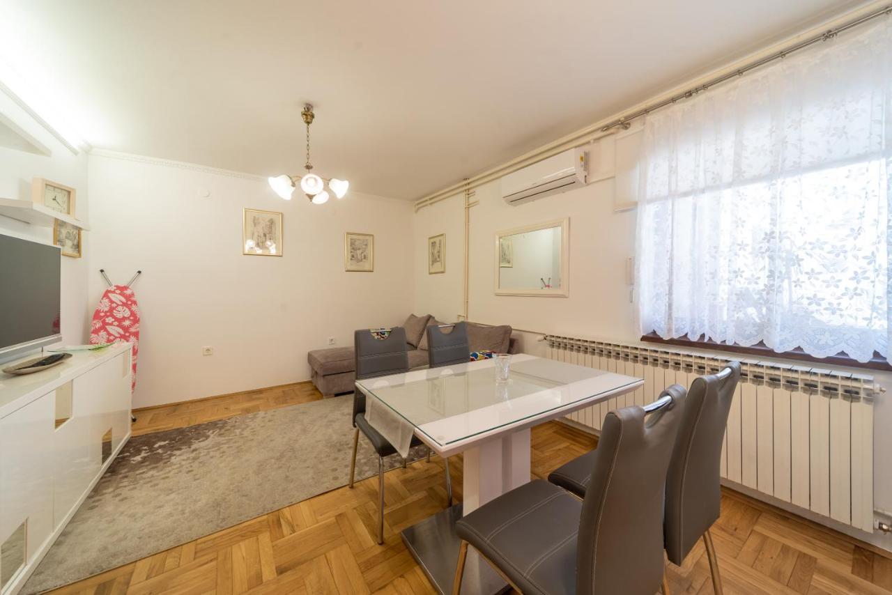 Apartment Tresnja Zagabria Esterno foto
