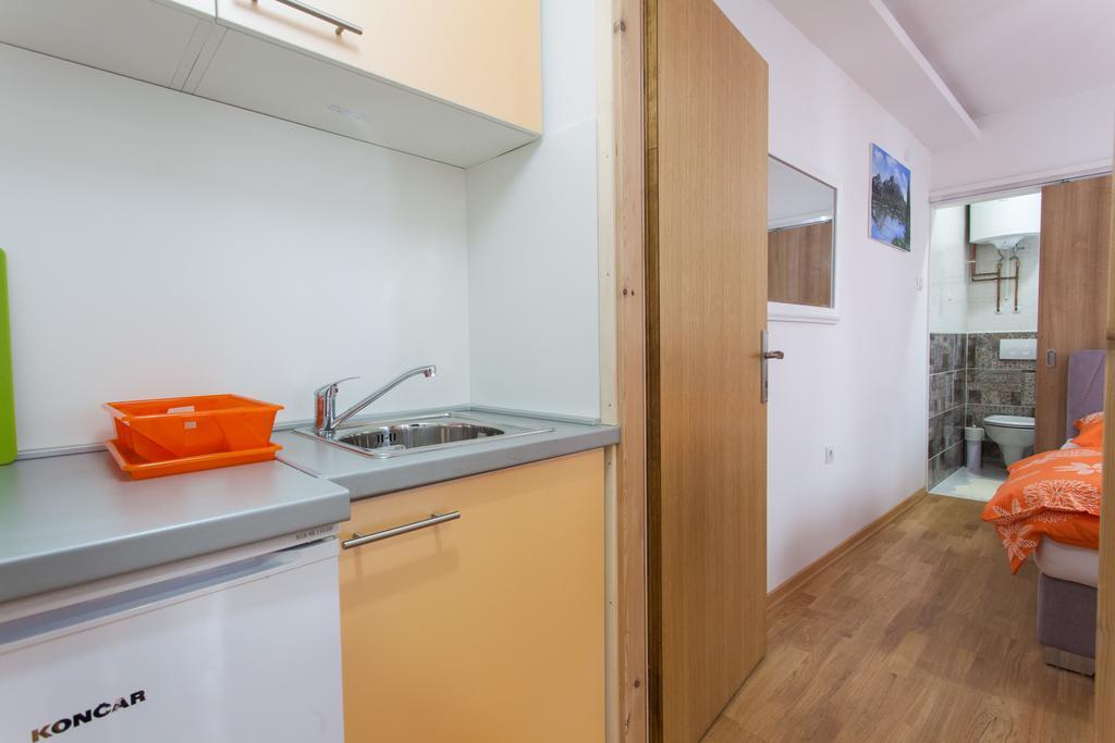 Apartment Tresnja Zagabria Esterno foto